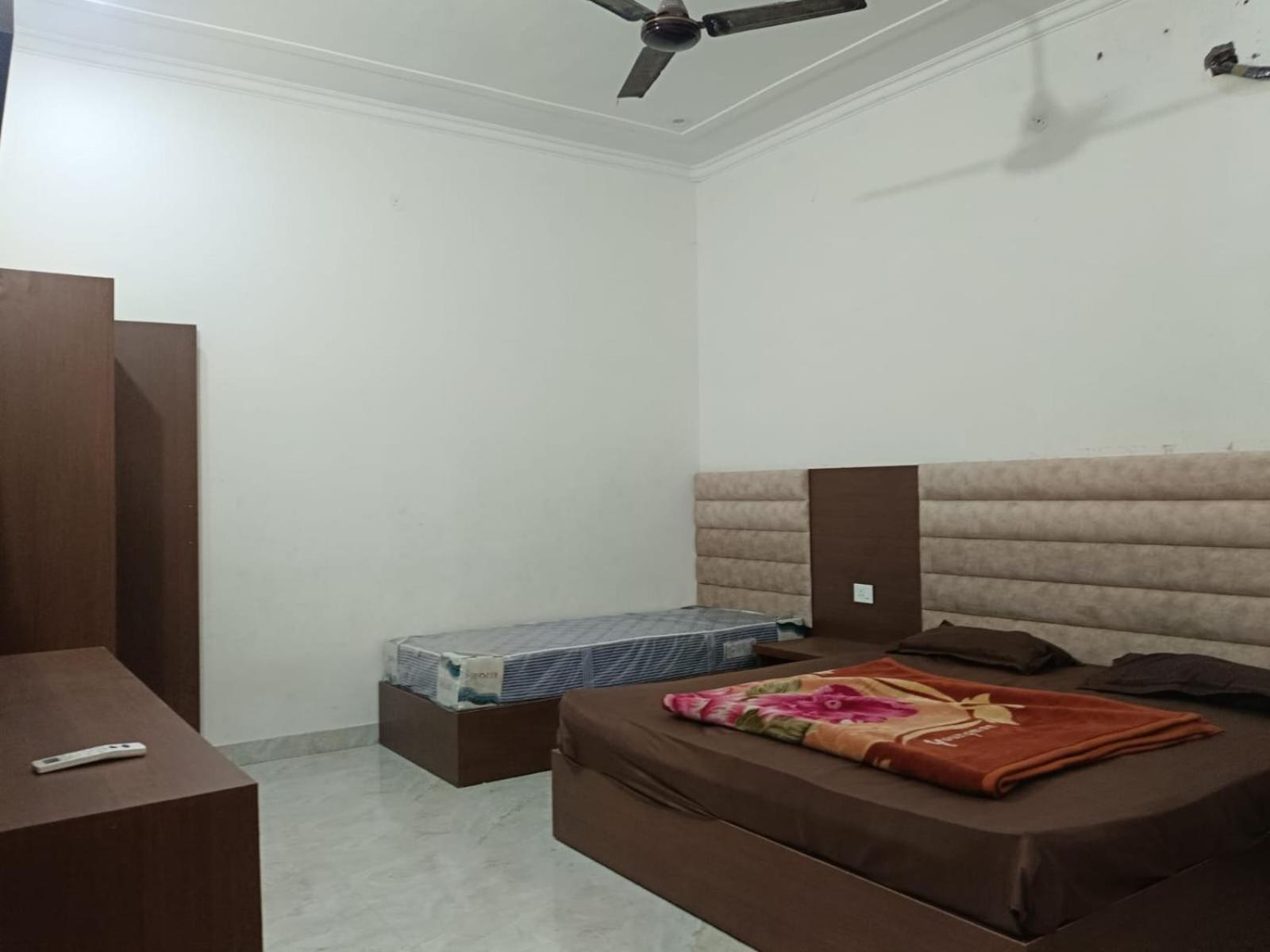 Sewa Sadan Homestay Rishīkesh Zewnętrze zdjęcie